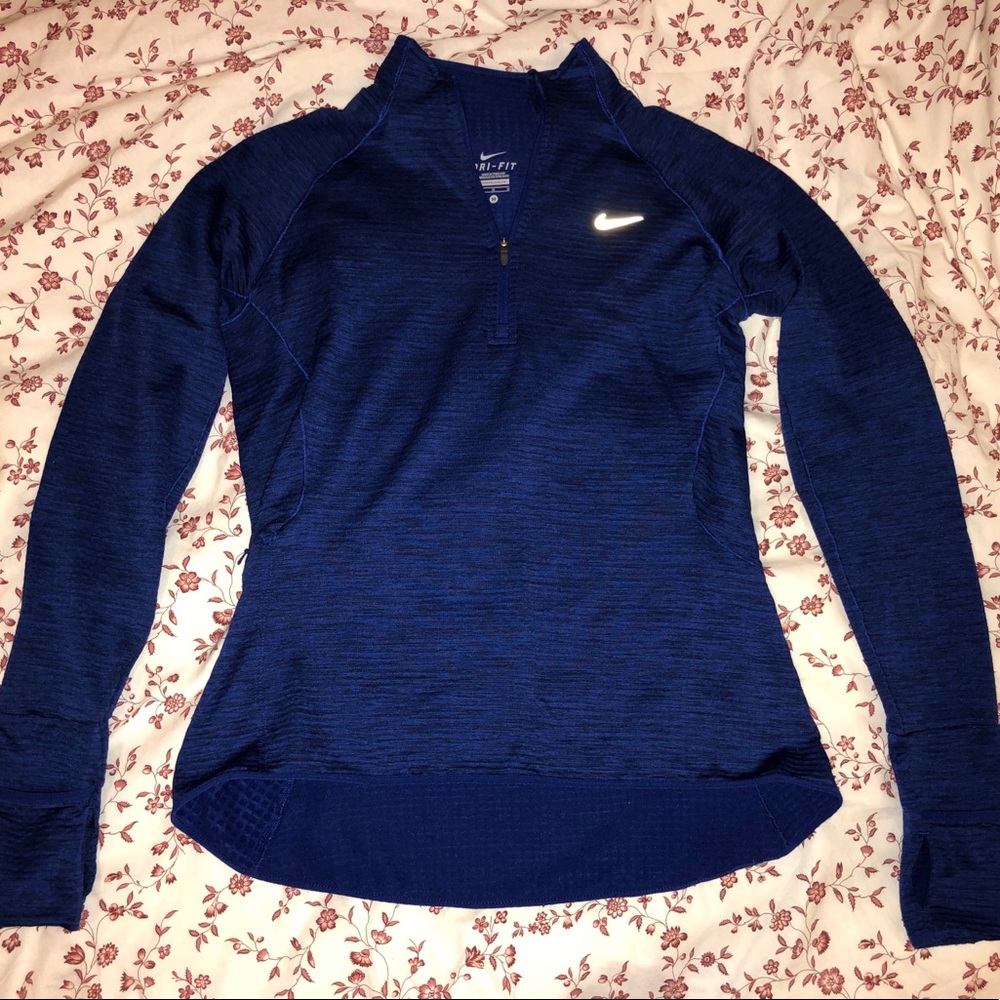 NIKE QUARTER ZIP